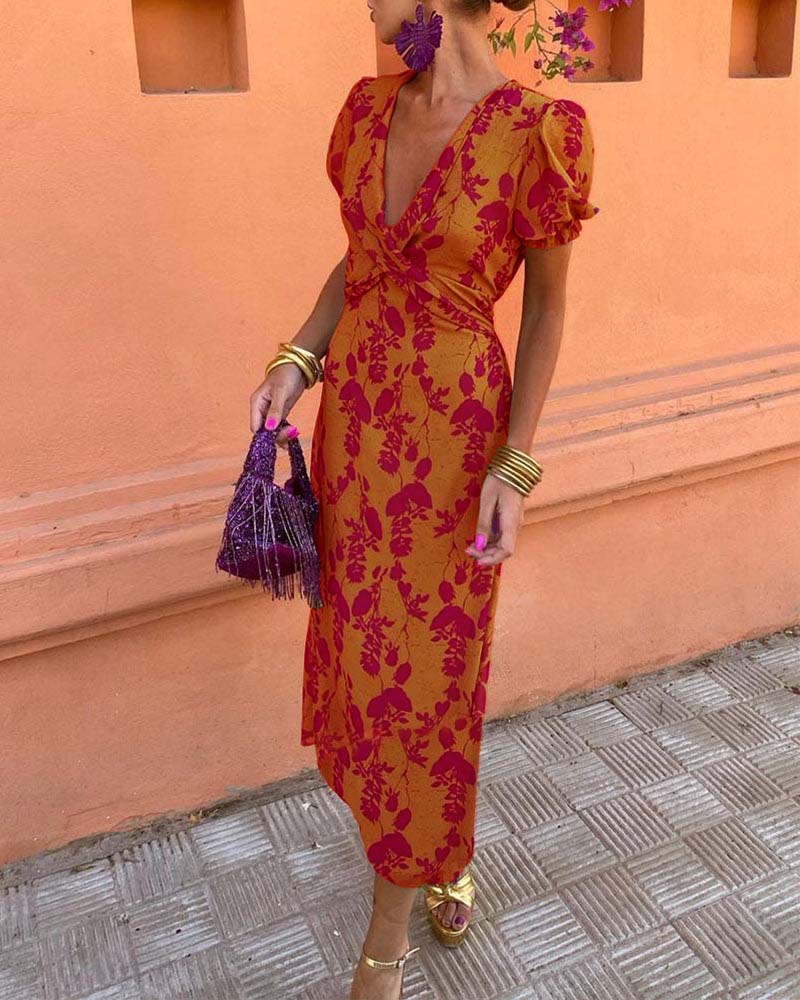 Abigail™ Chic Leaf Print V-Neck Dress